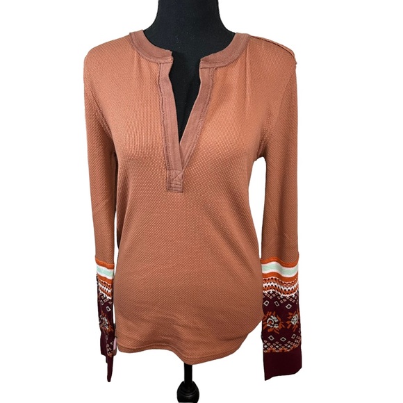 Free People We The Free Mikah Layering Cuff thermal top Size XS NEW WITH TAGS - Picture 2 of 6